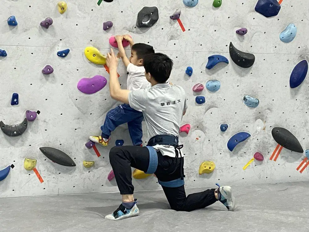 小众运动走向大众，体育产业发展势头迅猛插图