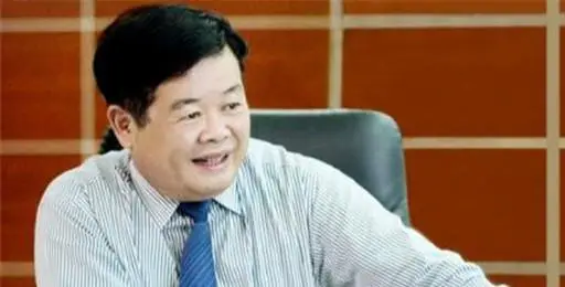 玻璃大王曹德旺反驳马云：13 亿市场是现实还是泡沫？插图