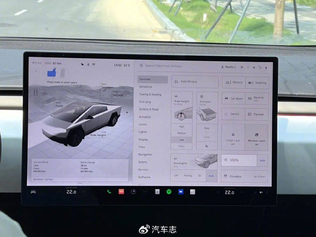 Cybertruck：科幻外观，5 年前发布如今仍回头率爆棚插图11