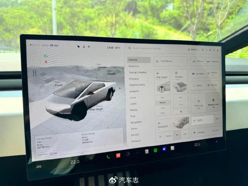 Cybertruck：科幻外观，5 年前发布如今仍回头率爆棚插图13