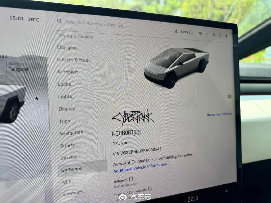 Cybertruck：科幻外观，5 年前发布如今仍回头率爆棚插图14
