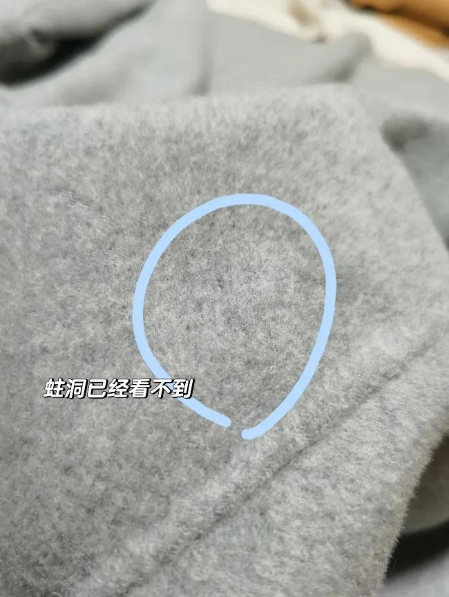 16个尴尬瞬间化解方案：高跟鞋消音、耳饰隐形等实用技巧插图29