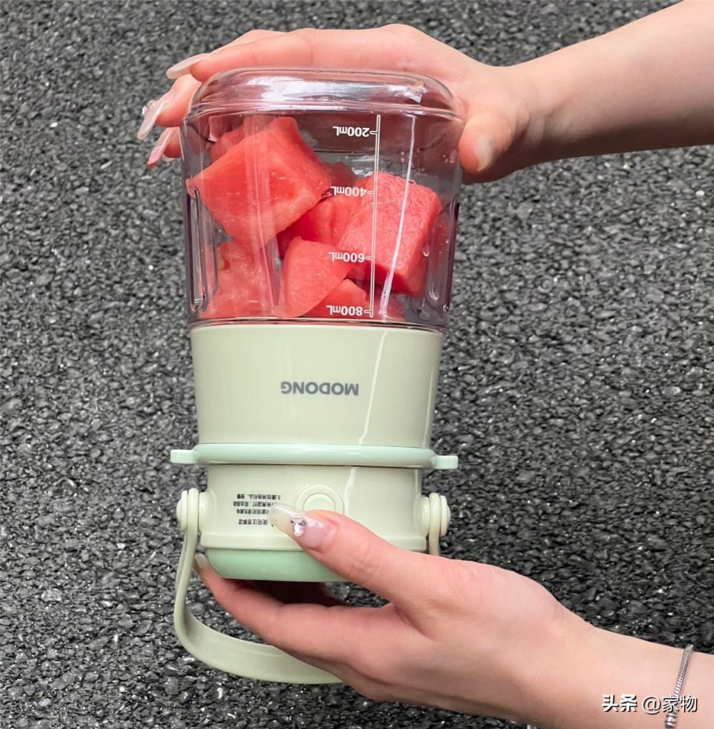 揭秘电动喷油壶等小电器：年轻人追捧的科技感背后隐藏的实用性问题插图3
