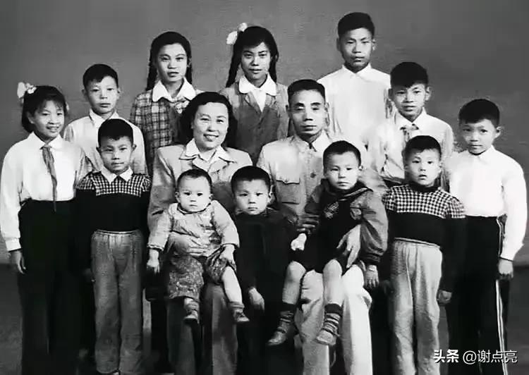 开国中将吴信泉一家：往昔艰辛养育，子女成长与成就几何？插图