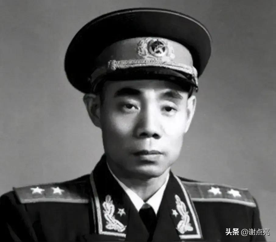 开国中将吴信泉一家：往昔艰辛养育，子女成长与成就几何？插图1