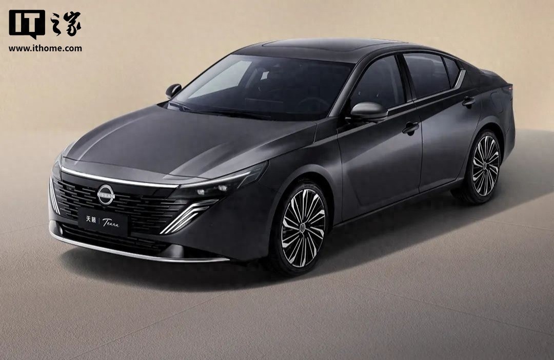 全球首款鸿蒙座舱燃油车！东风日产天籁11月21日上市，搭载15.6英寸悬浮屏+50W快充