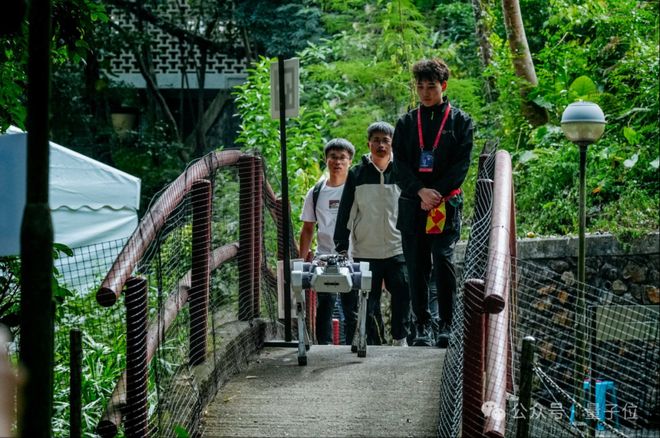2025年ATEC机器人挑战赛禁止遥控，看浙江大学等强队如何自主破关拿第一插图4