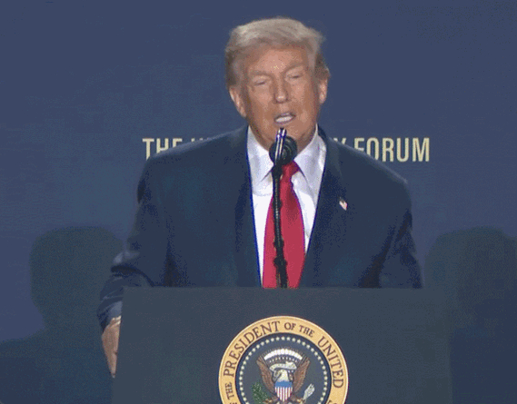 特朗普签署AI新政！减少州级监管障碍，支持美国AI行业发展插图