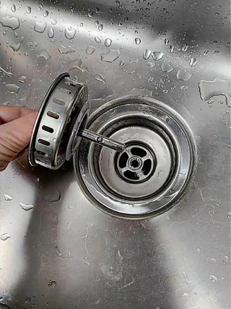 2025年家务邪修大法，离谱却有用，清洁厨房水槽超省心插图4