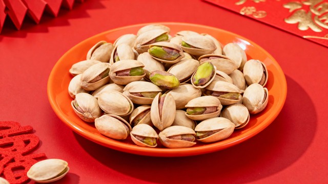 腊月买年货，越晚越贵？春节前这几类年货，早买更划算插图3