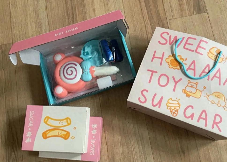 这俩玩具娃超爱！糖画笔传承非遗，水弹坦克超酷炫适合当礼物插图