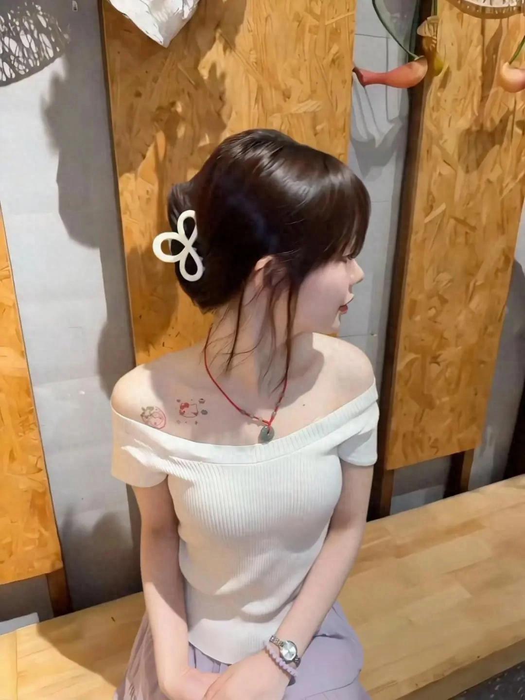 曾经贵得离谱的东西，现在啥样了？固定电话、出租车牌照有话说插图