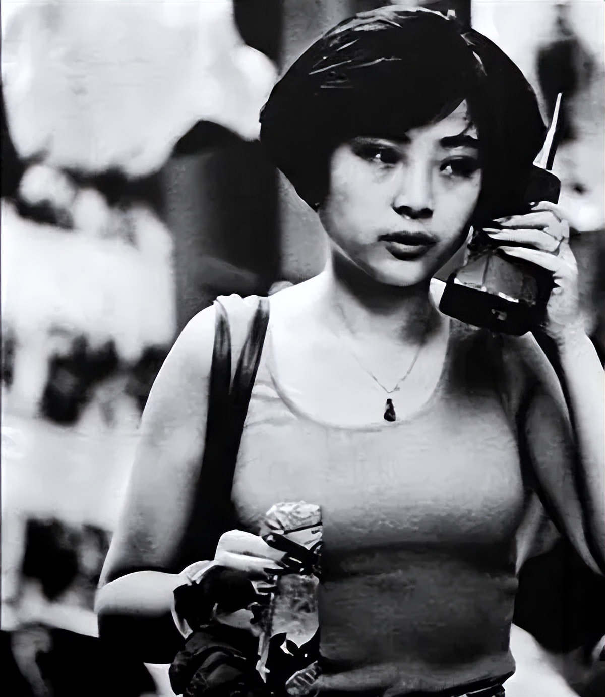 曾经贵得离谱的东西，现在啥样了？固定电话、出租车牌照有话说插图9