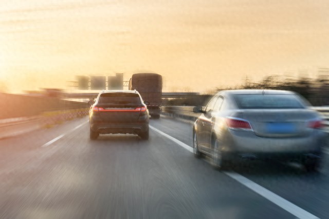 老司机揭秘高速省油窍门，牢记黄金转速区间及速度插图