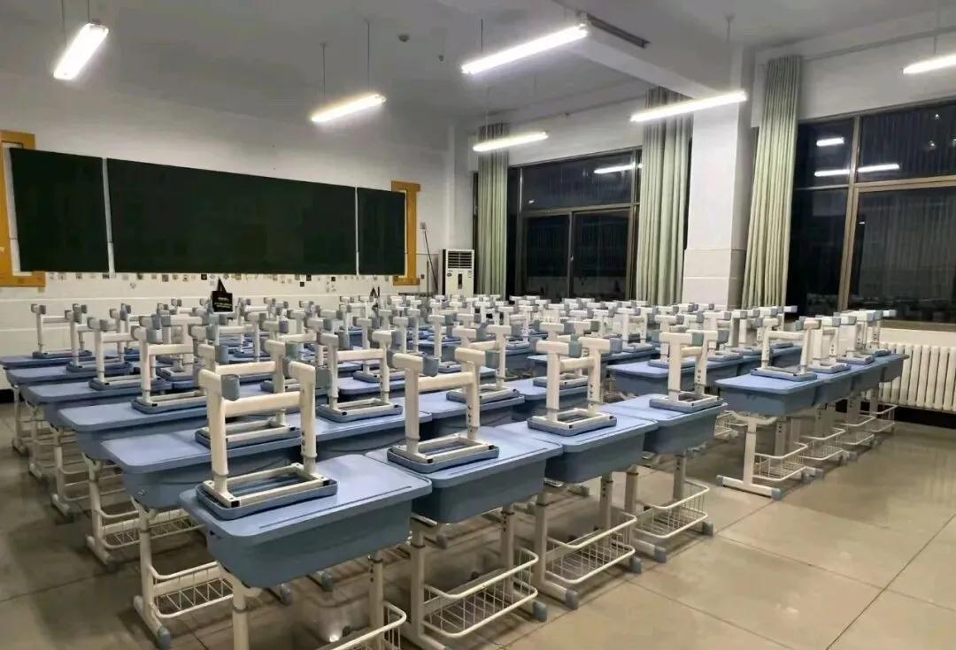 开学季家长忙到崩溃：80后90后请假帮娃打扫教室，你中招了吗？插图2
