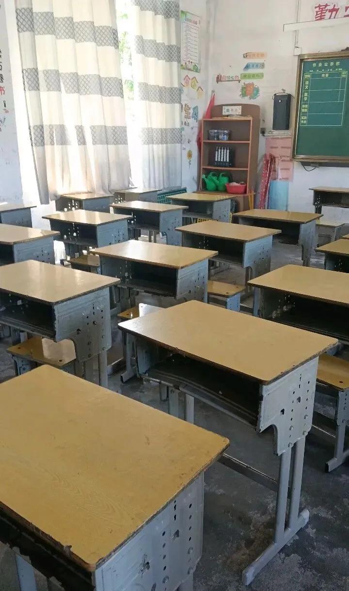 开学季家长忙到崩溃：80后90后请假帮娃打扫教室，你中招了吗？插图5