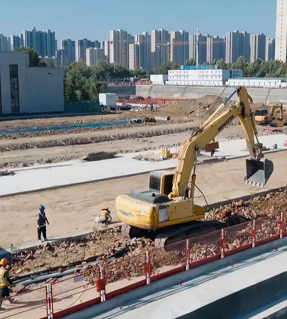 胖东来65亿建梦之城，工地小事引全网议论，背后故事惊人插图19