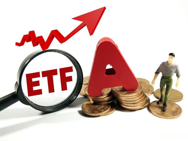ETF基金 vs. 共同基金：选择哪种更适合你？